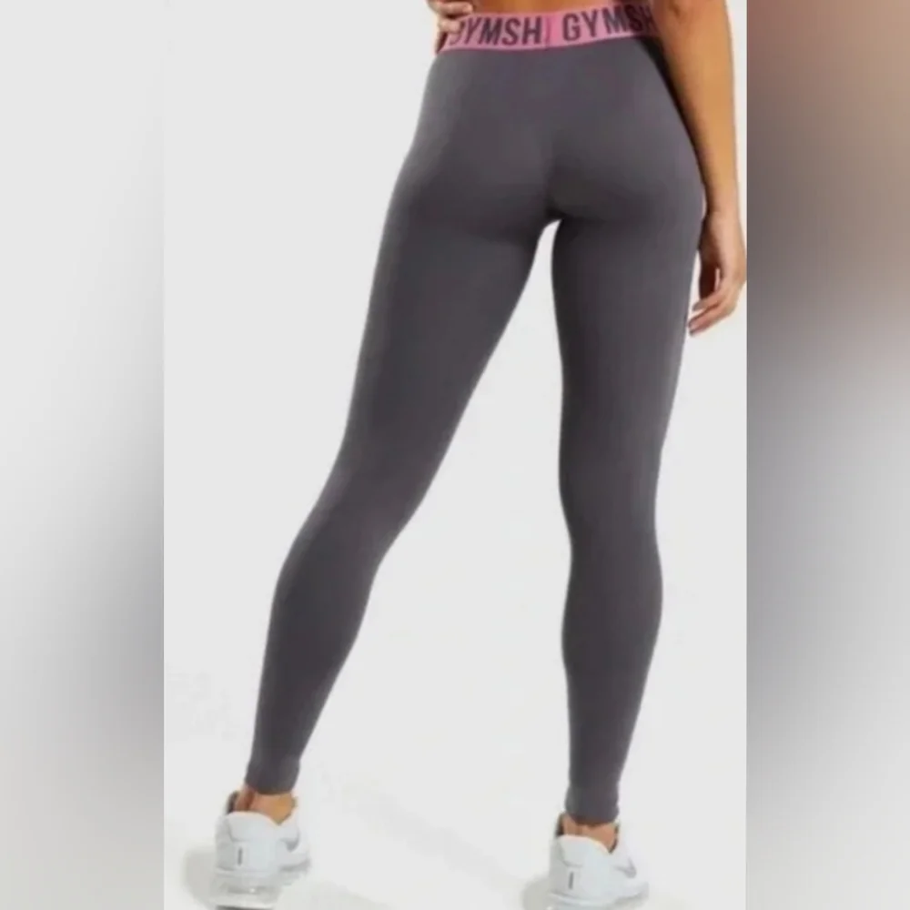 Gymshark Charcoal Leggings with Pink Waistband‎